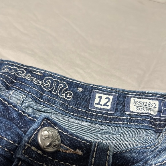 Miss Me Signature Rise Skinny Jeans Girl's 12 Style No. JP592852 - Picture 3 of 12